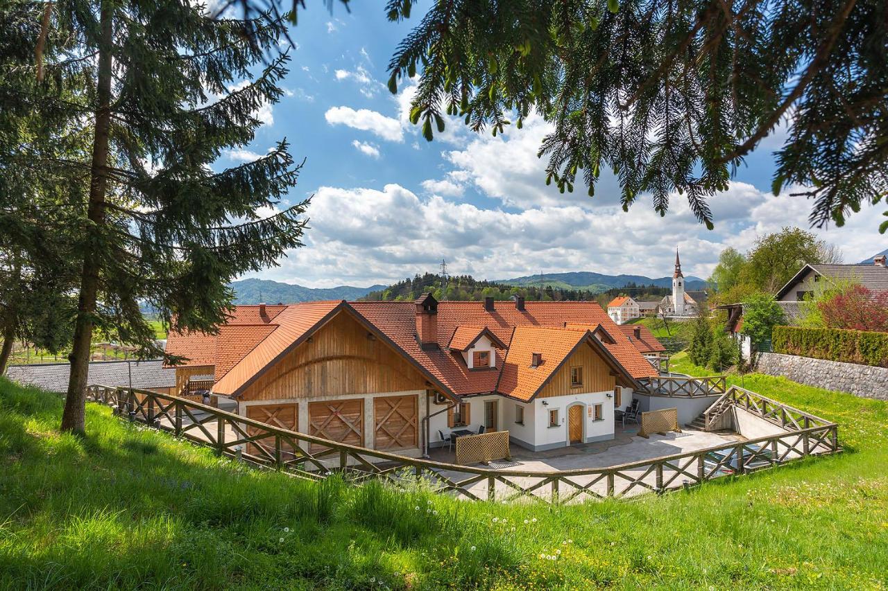 Apartments Tourist Farm Matijovc Naklo Exterior foto